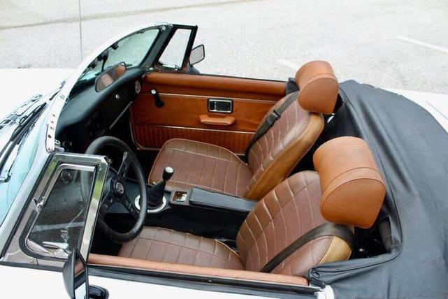 Photo of 1975 White MG MGB