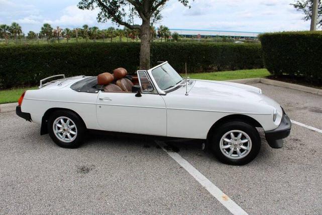 Photo of 1975 White MG MGB