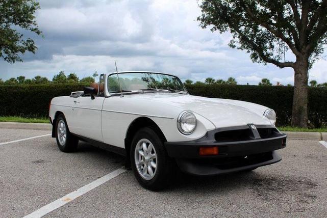 Photo of 1975 White MG MGB