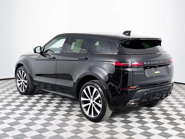 Photo of 2025 Santorini Black Metallic Land Rover Range Rover Evoque