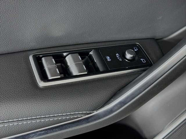 Photo of 2026 Carpathian Grey Jaguar F-PACE