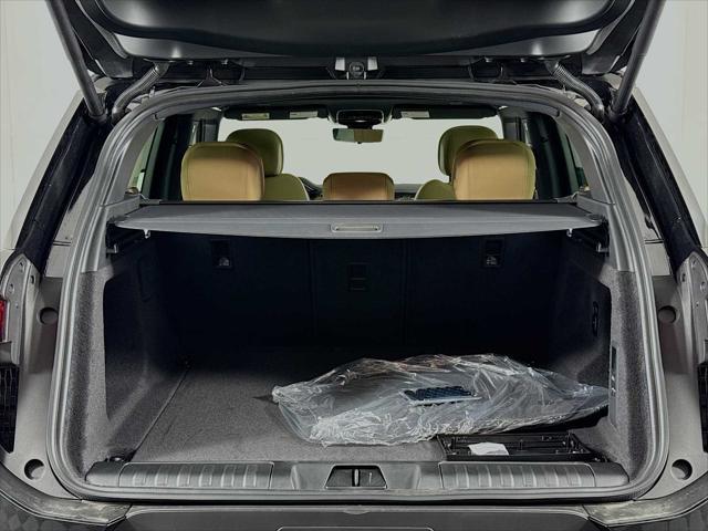 Photo of 2025 Santorini Black Land Rover Range Rover Sport
