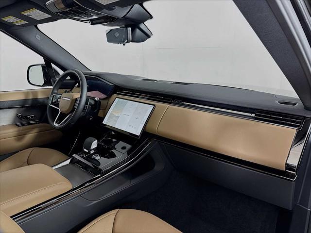 Photo of 2025 Santorini Black Land Rover Range Rover Sport