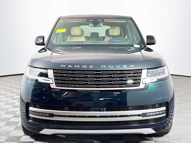 Photo of 2025 British Racing Green Land Rover Range Rover