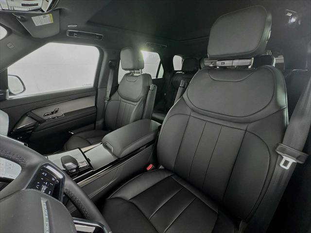 Photo of 2025 Santorini Black Land Rover Range Rover Sport