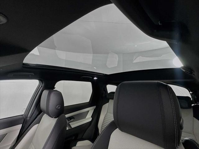 Photo of 2025 Eiger Grey Land Rover Discovery Sport