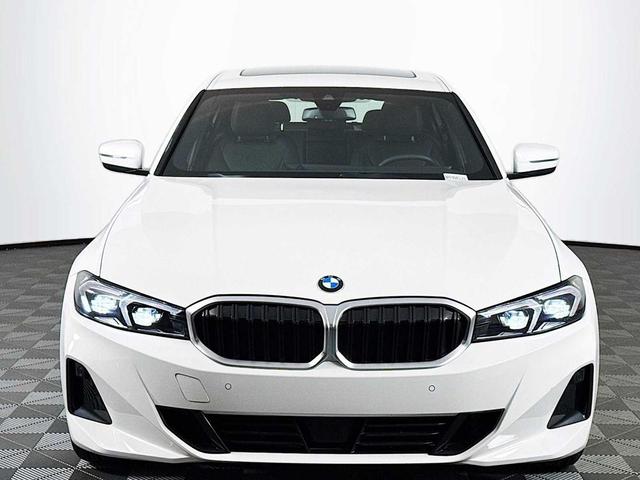 Photo of 2025 Alpine White BMW 330