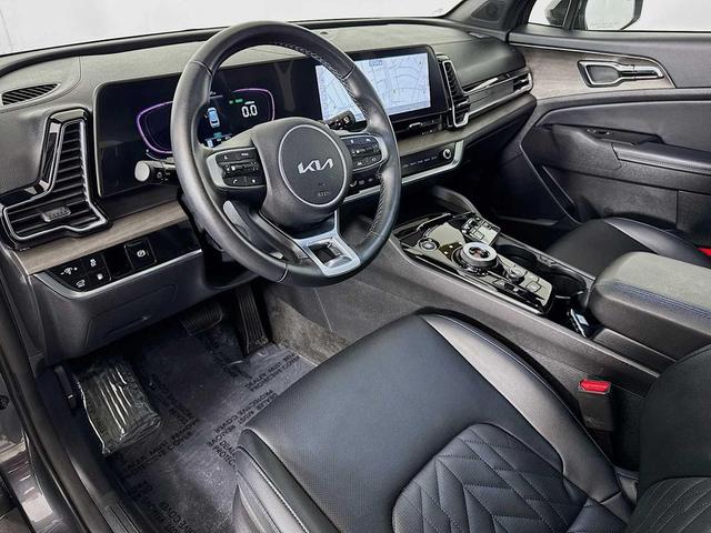 Photo of 2023 Gravity Gray Kia Sportage