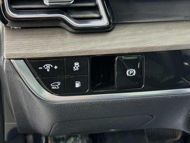 Photo of 2023 Gravity Gray Kia Sportage