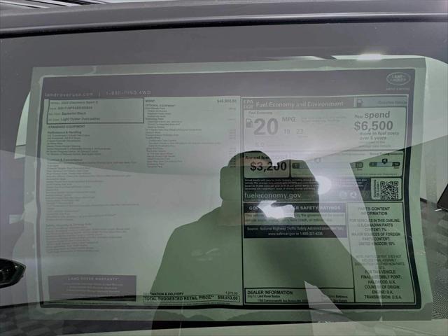 Photo of 2025 Santorini Black Land Rover Discovery Sport