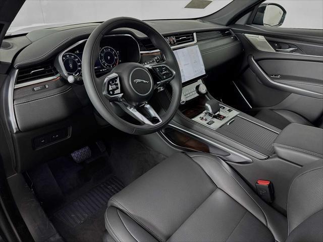 Photo of 2026 Carpathian Grey Jaguar F-PACE