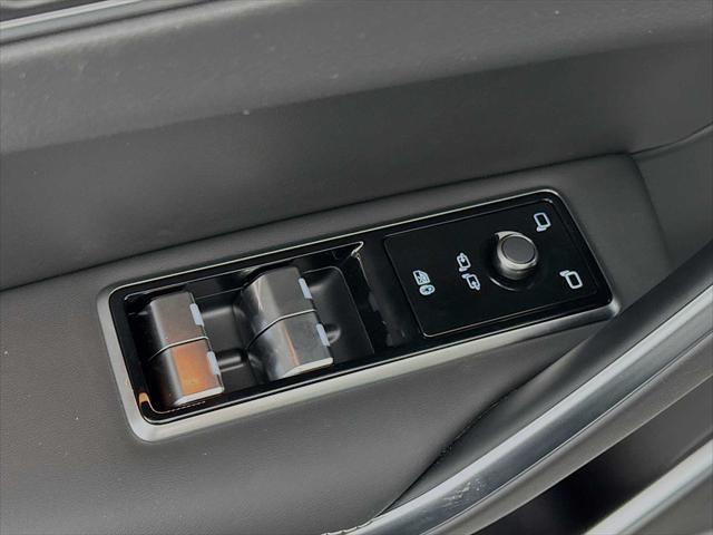 Photo of 2026 Carpathian Grey Jaguar F-PACE