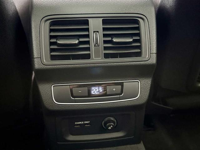 Photo of 2023 Chronos Gray Metallic Audi Q5