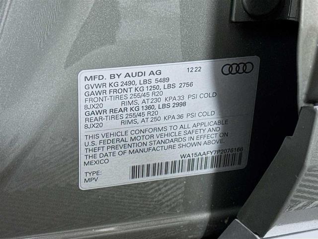 Photo of 2023 Chronos Gray Metallic Audi Q5