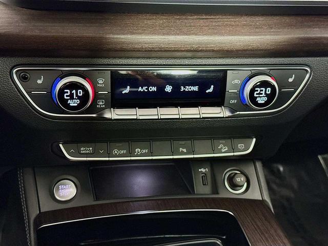 Photo of 2023 Chronos Gray Metallic Audi Q5