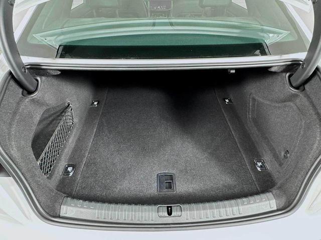 Photo of 2024 Arkona White Audi A6