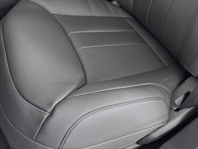 Photo of 2025 Fuji White Land Rover Range Rover Sport