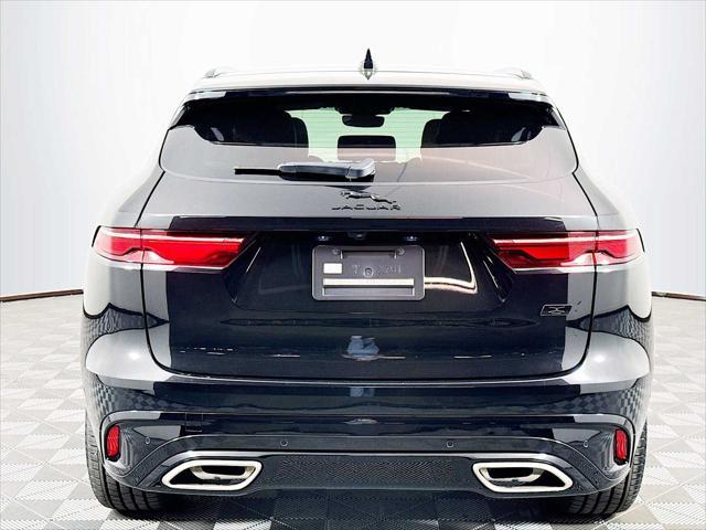 Photo of 2026 Santorini Black Jaguar F-PACE