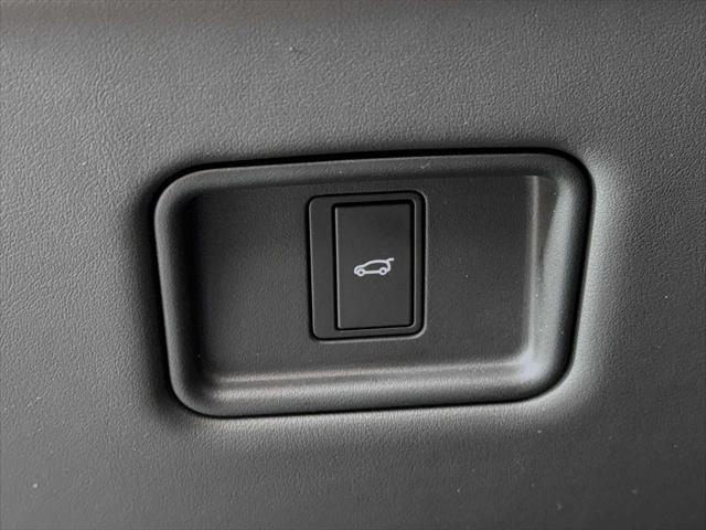 Photo of 2025 Varesine Blue Land Rover Range Rover Sport