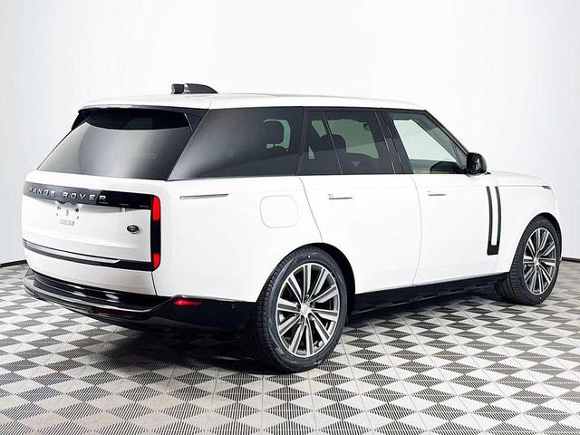 Photo of 2023 Fuji White Land Rover Range Rover
