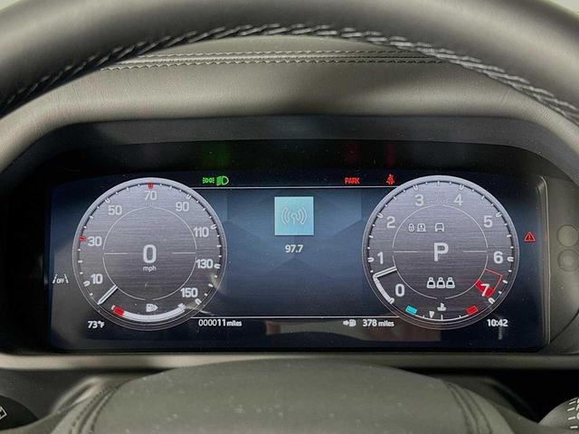 Photo of 2025 Sedona Red Land Rover Defender
