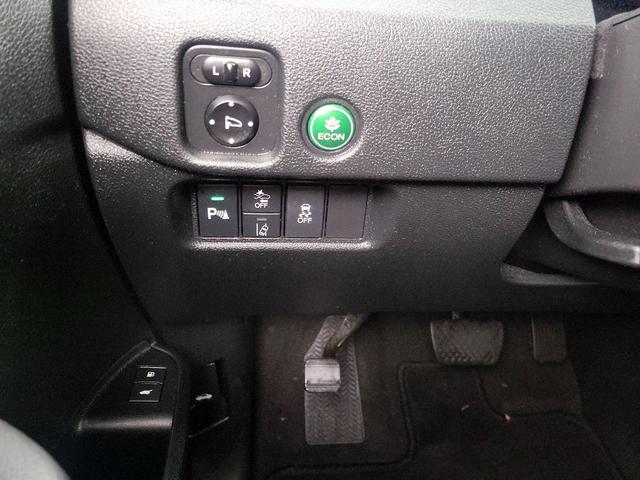 Photo of 2022 Gray Honda Pilot