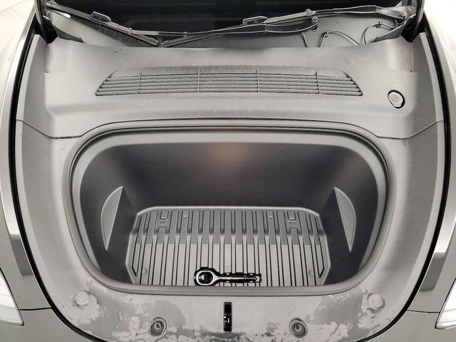 Photo of 2024 Black Tesla Model Y