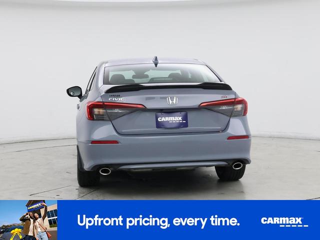 Photo of 2024 Gray Honda Civic