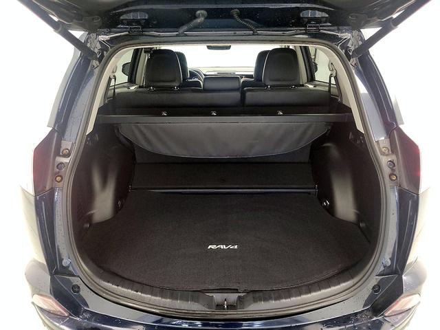 Photo of 2017 Blue Toyota RAV4 Hybrid