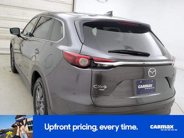 Photo of 2022 Gray Mazda CX-9