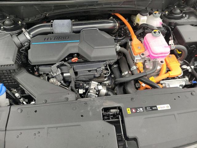 Photo of 2022 Black Hyundai TUCSON Hybrid
