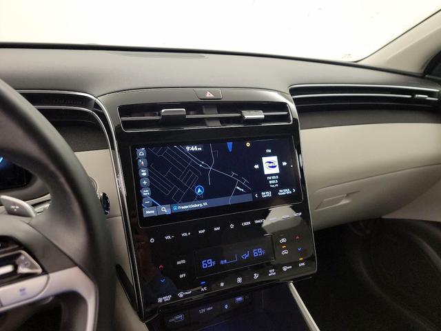 Photo of 2022 Black Hyundai TUCSON Hybrid
