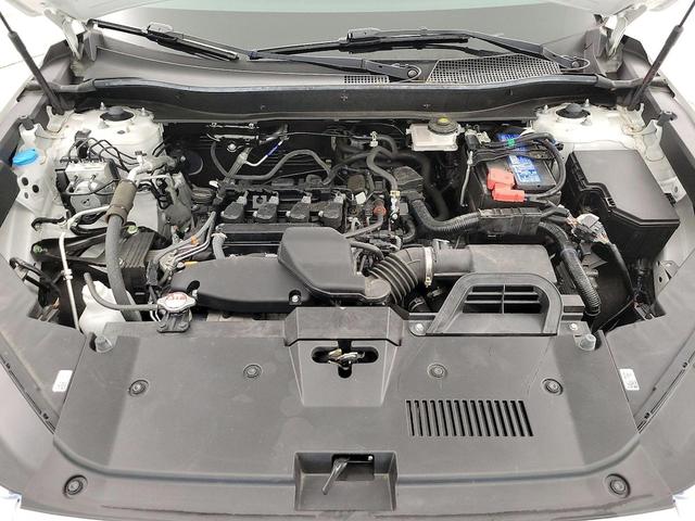 Photo of 2023 White Honda CR-V