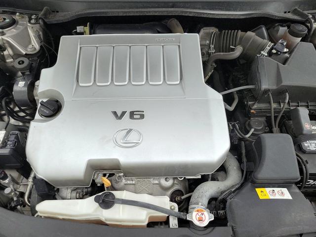 Photo of 2017 Silver Lexus ES 350