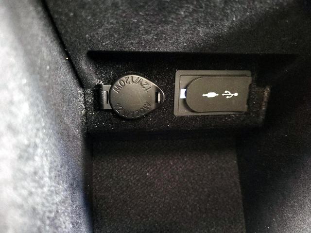 Photo of 2017 Silver Lexus ES 350