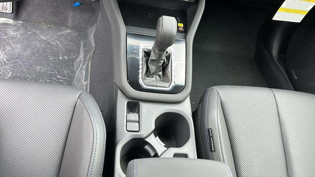 Photo of 2025 Crystal White Pearl Subaru Forester
