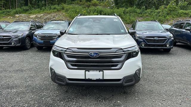 Photo of 2025 Crystal White Pearl Subaru Forester