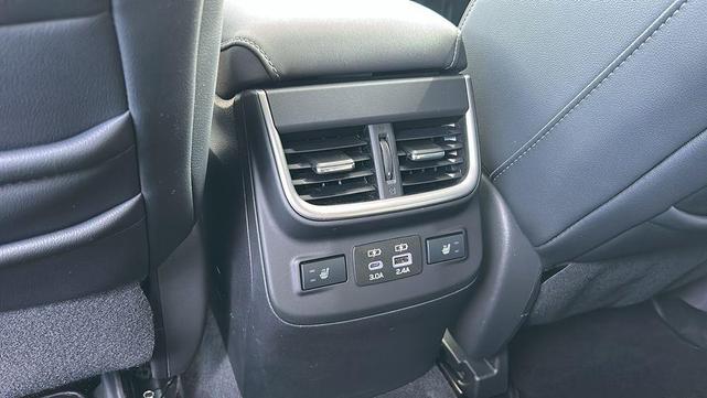 Photo of 2025 Cosmic Blue Pearl Subaru Outback