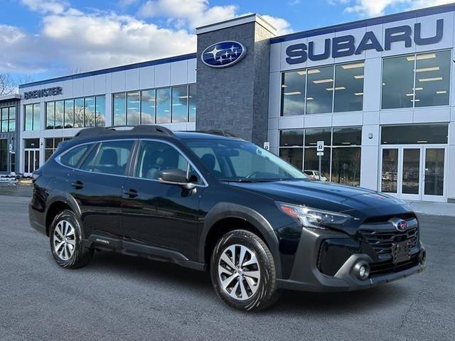 Photo of 2023 Crystal Black Silica Subaru Outback