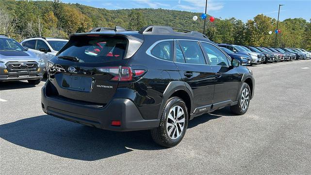 Photo of 2023 Crystal Black Silica Subaru Outback