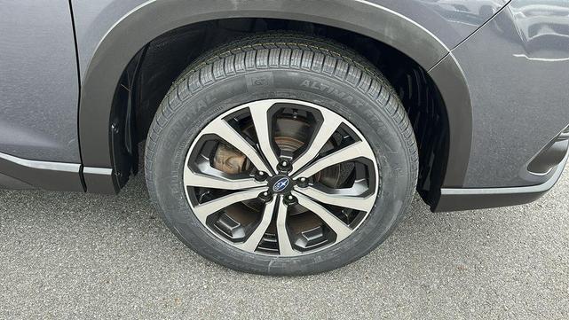 Photo of 2022 Magnetite Gray Metallic Subaru Forester