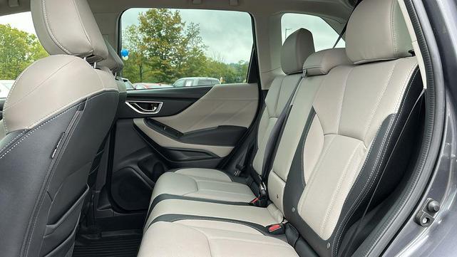Photo of 2022 Magnetite Gray Metallic Subaru Forester
