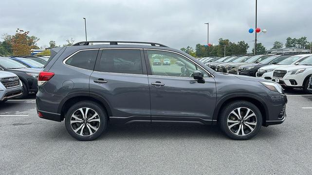 Photo of 2022 Magnetite Gray Metallic Subaru Forester
