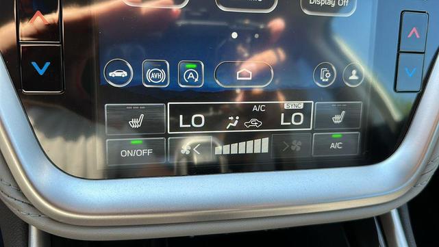Photo of 2025 Crystal White Pearl Subaru Outback