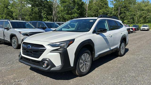 Photo of 2025 Crystal White Pearl Subaru Outback