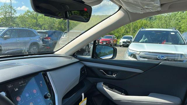 Photo of 2025 Crystal White Pearl Subaru Outback
