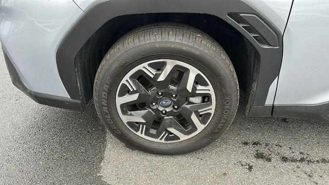 Photo of 2025 Ice Silver Metallic Subaru Forester