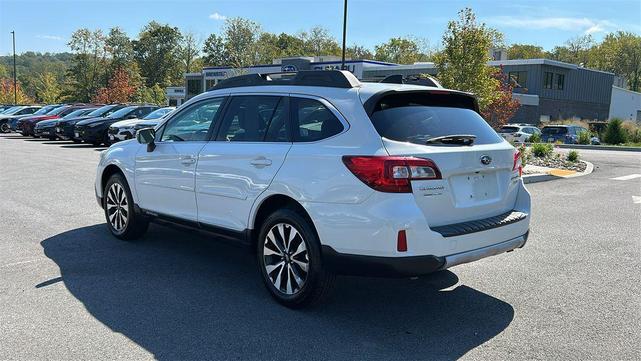 Photo of 2016 Crystal White Pearl Subaru Outback