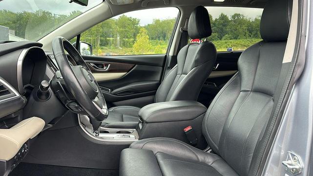 Photo of 2022 Ice Silver Metallic Subaru Ascent