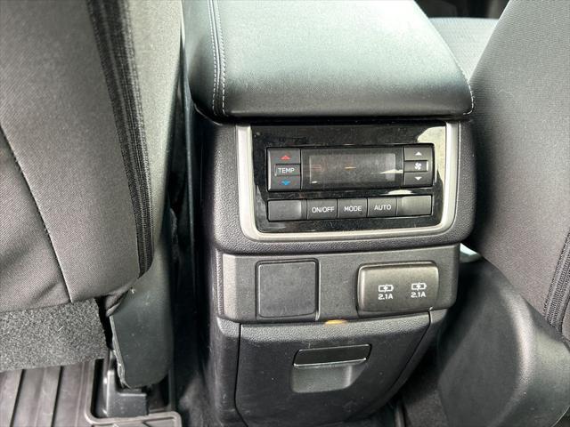 Photo of 2022 Crystal Black Silica Subaru Ascent